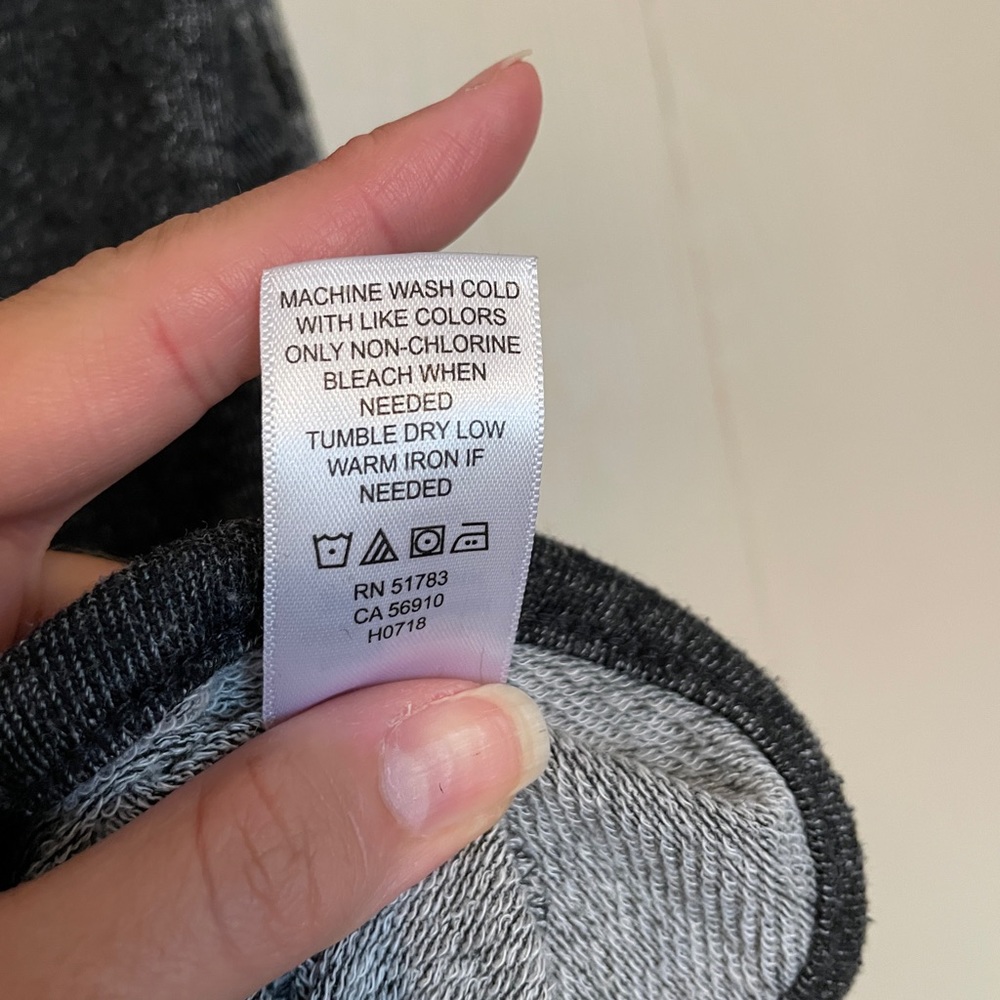 Maurices Sweater - Picture 9 of 9